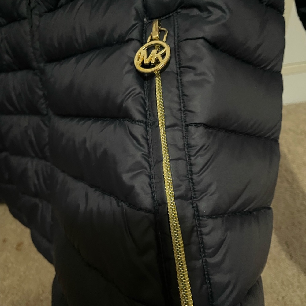 Michael Kors Dark Blue Puffer Jacket - Picture 8 of 8